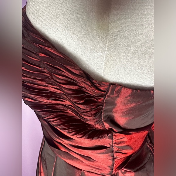 Forever 21 Semi Formal Red Taffeta Burgundy Dress Size Large - Picture 5 of 12